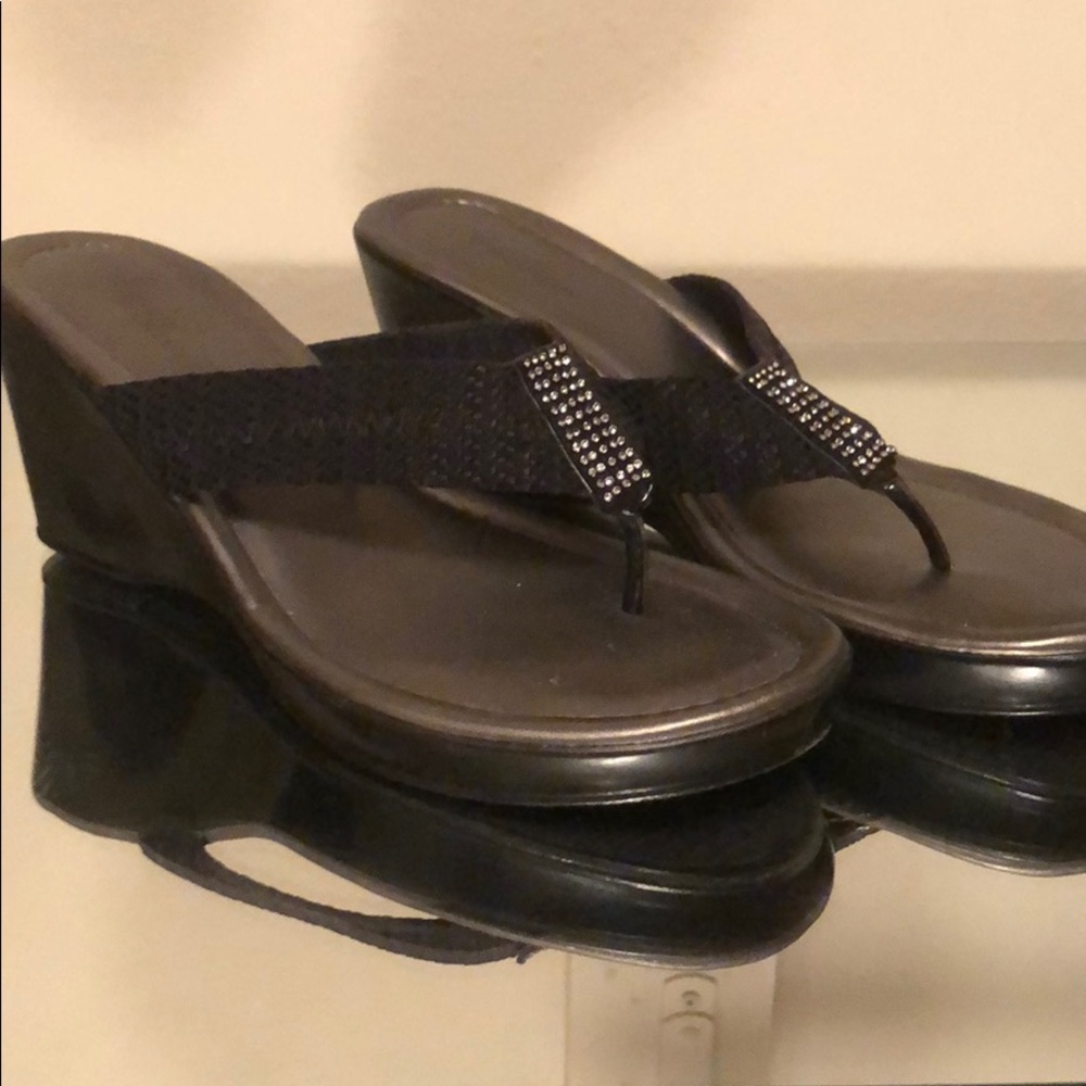 White mountain wedge Sandals